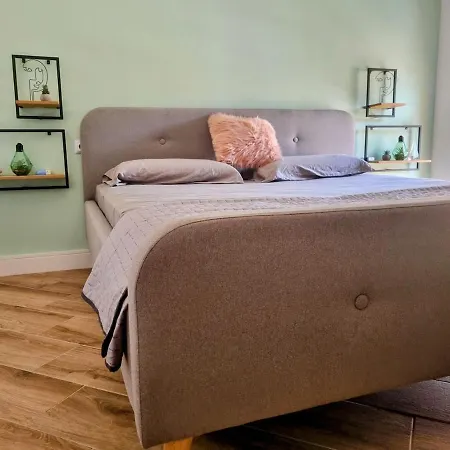 Lovley 2 Bed With A Sea View ! Apartment